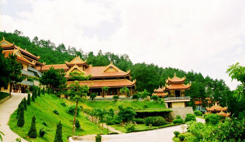 Dalat Truc Lam Zen Monastery