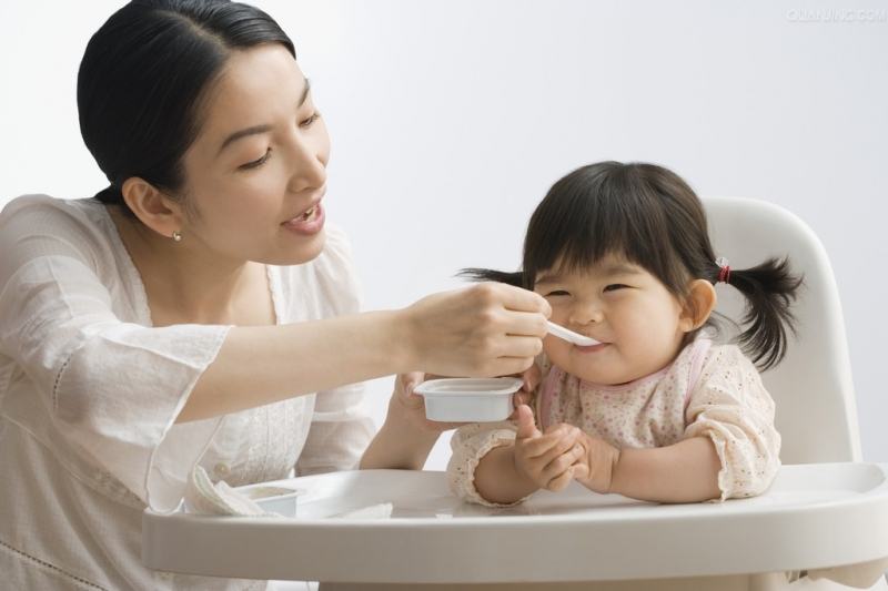 Feeding your baby yoghurt is the best way to strengthen resistance