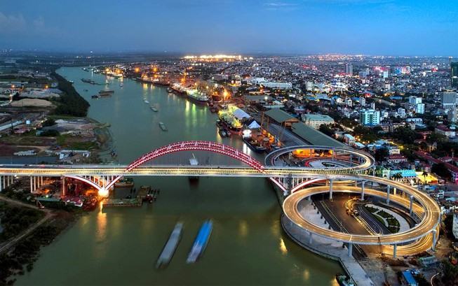 Hoang Van Thu Bridge