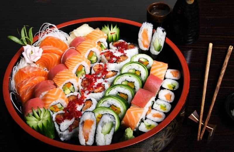 Japanese sushi with all kinds of variety (Source: Collectibles)