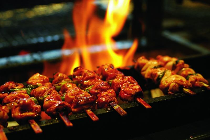 Yakitori attracts people at first sight (Source: Collectibles)