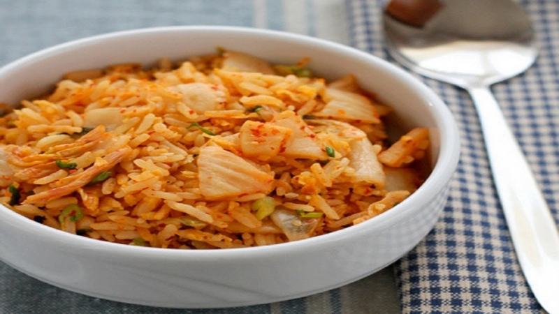 Mixed rice with kimchi
