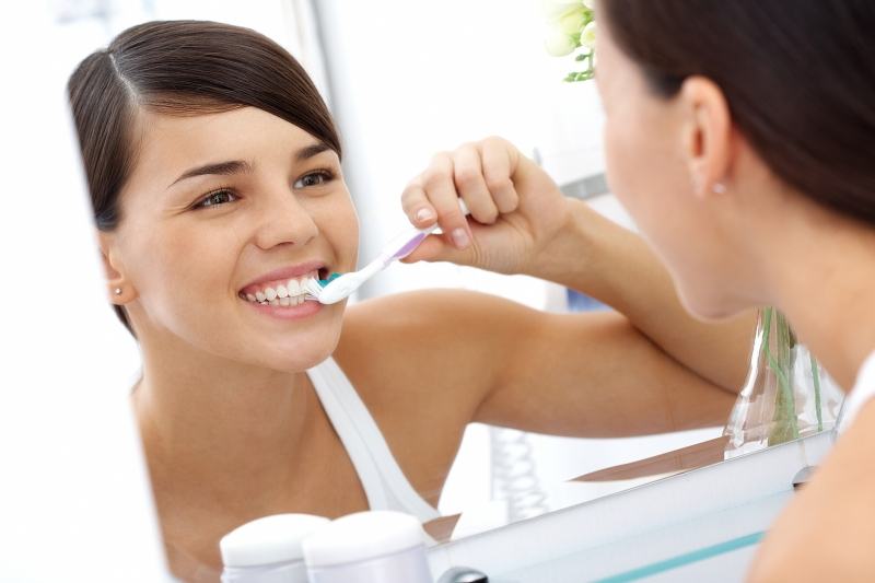 You should only brush your teeth 1 hour after a meal