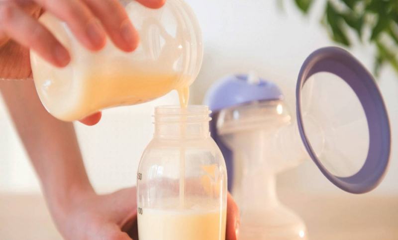 Expressing milk saves you time and increases the production of prolactin, the hormone responsible for milk production.