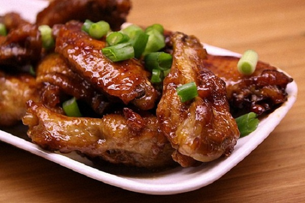 Fried chicken with soy sauce