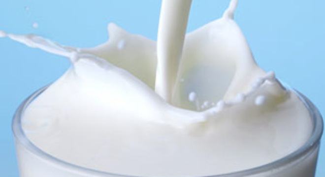 1 cup of fresh milk will help you reduce stress and fatigue