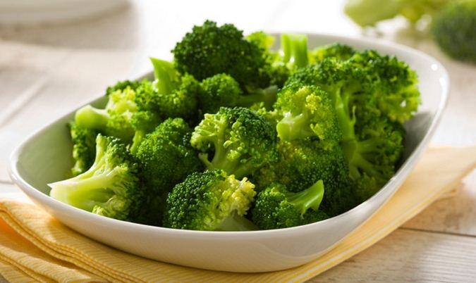 Broccoli is rich in fiber and is very good for the digestive system of children.