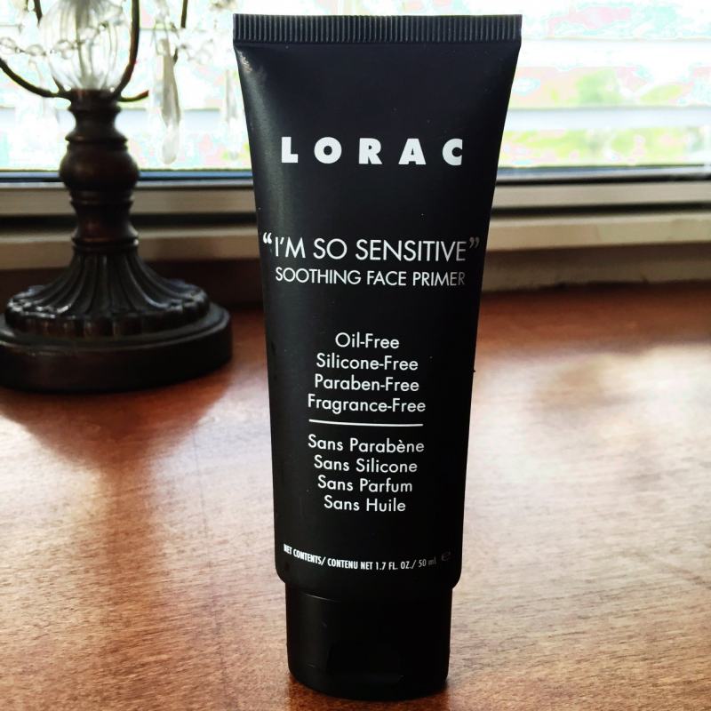 With the name "I'm so sensitive" for Lorac's primer, it is easy to understand that this will be a primer suitable for all skin types, even the most sensitive skin.