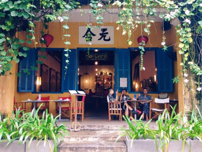 Enjoying coffee in Hoi An gives you a different feeling