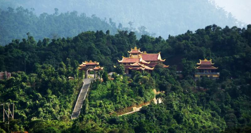 Truc Lam Yen Tu Zen Monastery