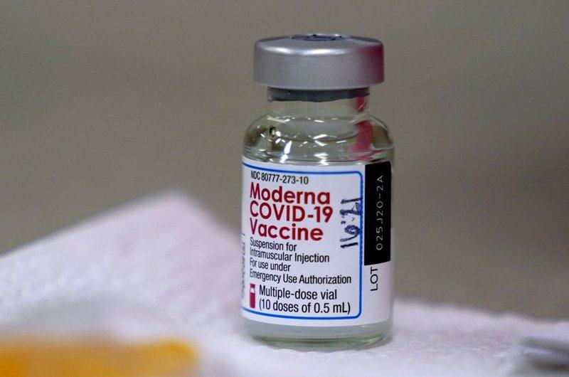 The US invested nearly 1 billion USD to develop a vaccine to prevent Covid-19