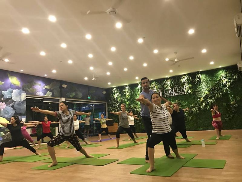 Green fitness and yoga Ha Long