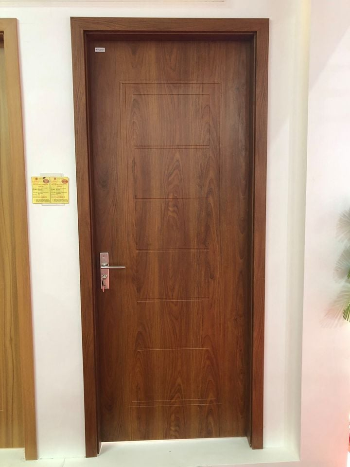 As this product is directly imported by Dai Hung Phat, Composite plastic doors provided by this unit are manufactured on modern lines and meet all the requirements for quality even the most rigorous.