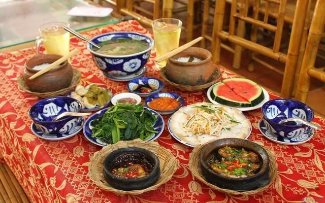Vietnamese rice pot