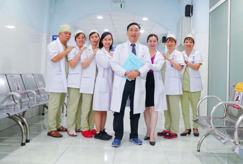 Doctor and nurse in the Department of Gastroenterology, Nguyen Tri Phuong Hospital