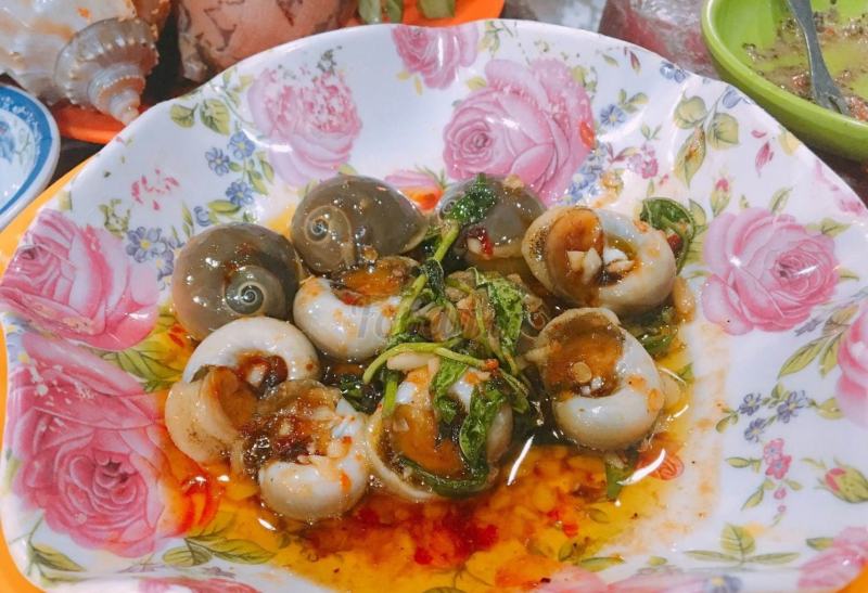 Huong Gia Snail Restaurant