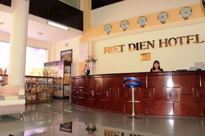 The lobby of Biet Dien hotel