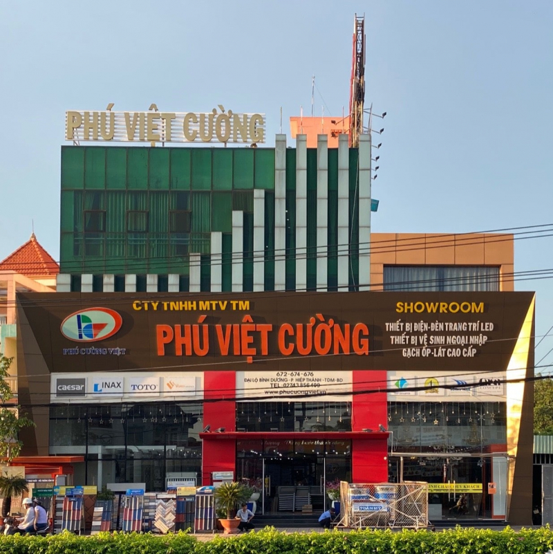 Showroom Phu Viet Cuong