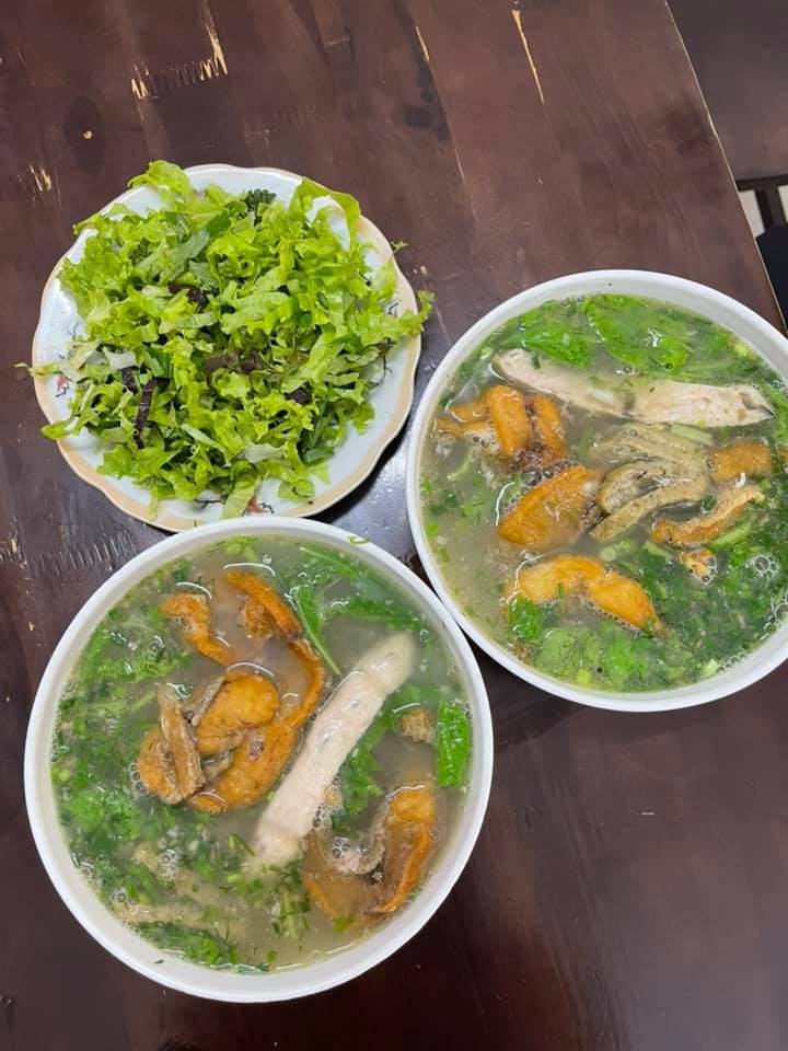 Truong Sa Fish Noodle Soup - Lotus Pond
