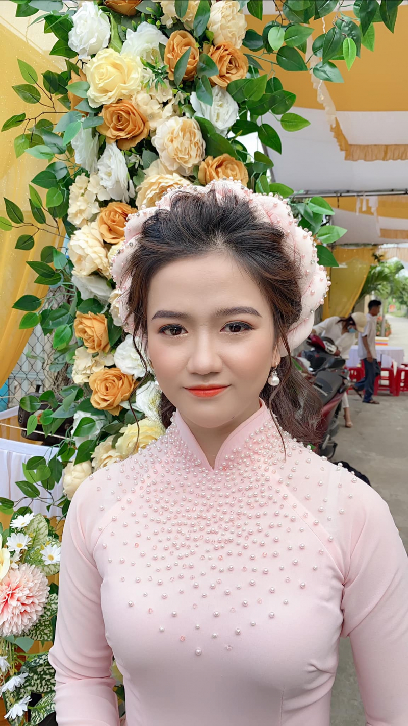 Minh Quan Wedding Dress