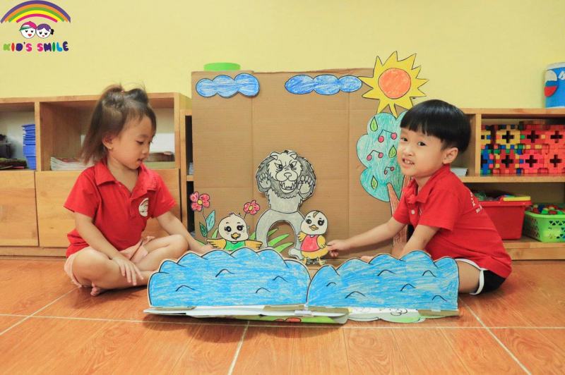 Children learn while playing, exercise their thinking and creativity