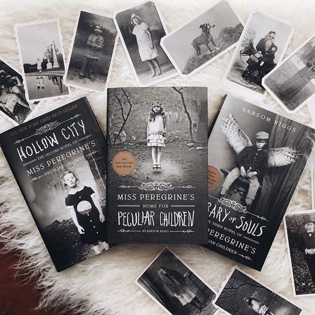 Miss Peregrine's Orphanage - Ransom Riggs