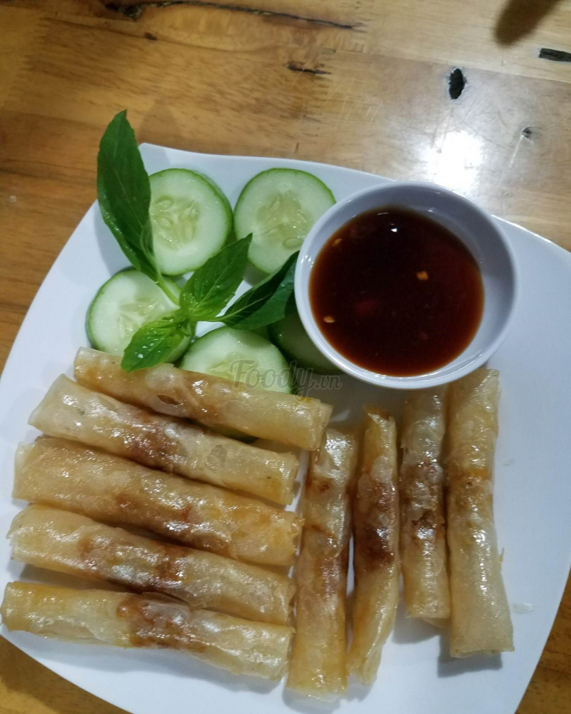 Banh cuon Pho Nui - delicious restaurant on De Tham street, Can Tho
