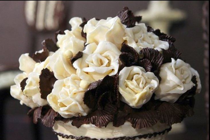 Chocolate roses represent passionate love.