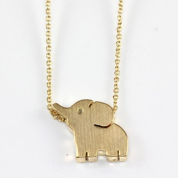 Mascot necklace - feng shui elephant is loved by many people