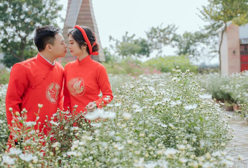 Ha Anh Wedding is a professional studio address with services related to the couple's wedding day