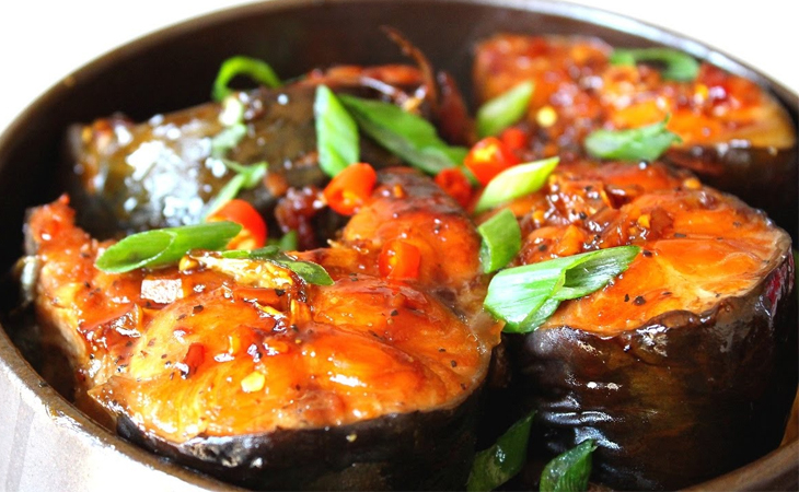 Pangasius braised with pepper