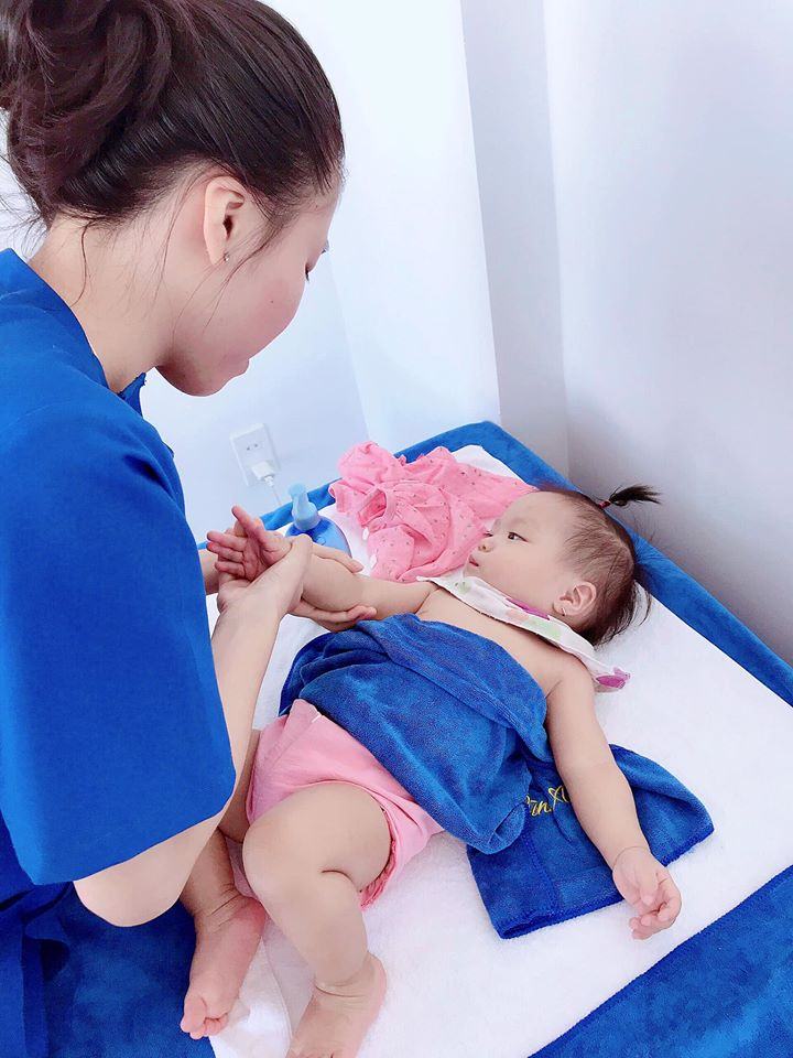 Taking care of mother and baby after giving birth at home - Sunny care
