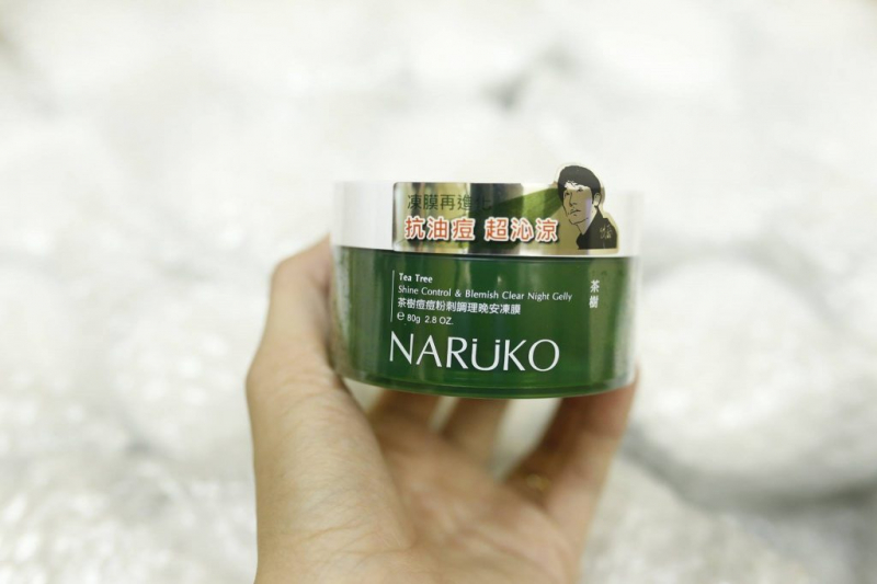 Naruko Tea Tree Shine Control Blemish Clear Night Gelly Mask