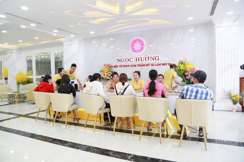 Luxurious space at Ngoc Huong Beauty Salon