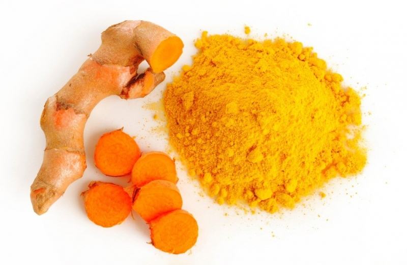 Turmeric helps the skin to heal quickly