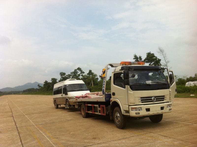Auto Institute has a free towing service within Ho Chi Minh City.