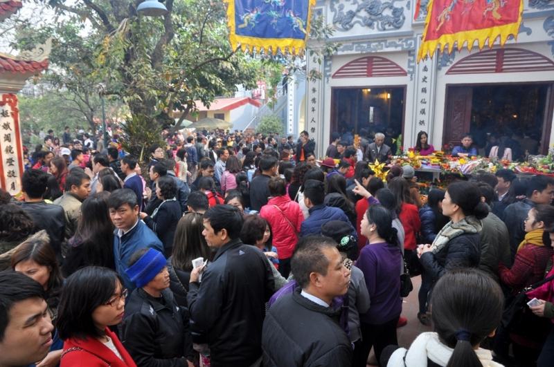 Experience going to Phu Tay Ho ceremony, how to buy ceremony, pray for fortune