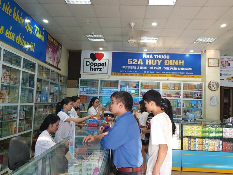 Huy Dinh pharmacy